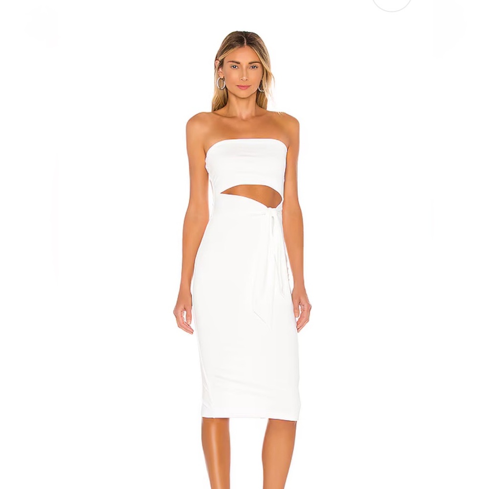 Dress originally bought from revolve. Never been worn.